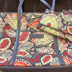 Vera Bradley tote with matching wallet